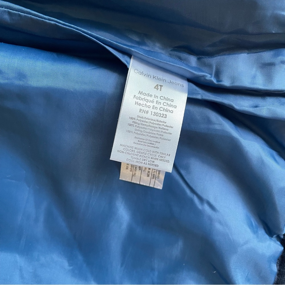 Calvin Klein Jeans Blue Kids Vest Size 4t - Picture 5 of 6